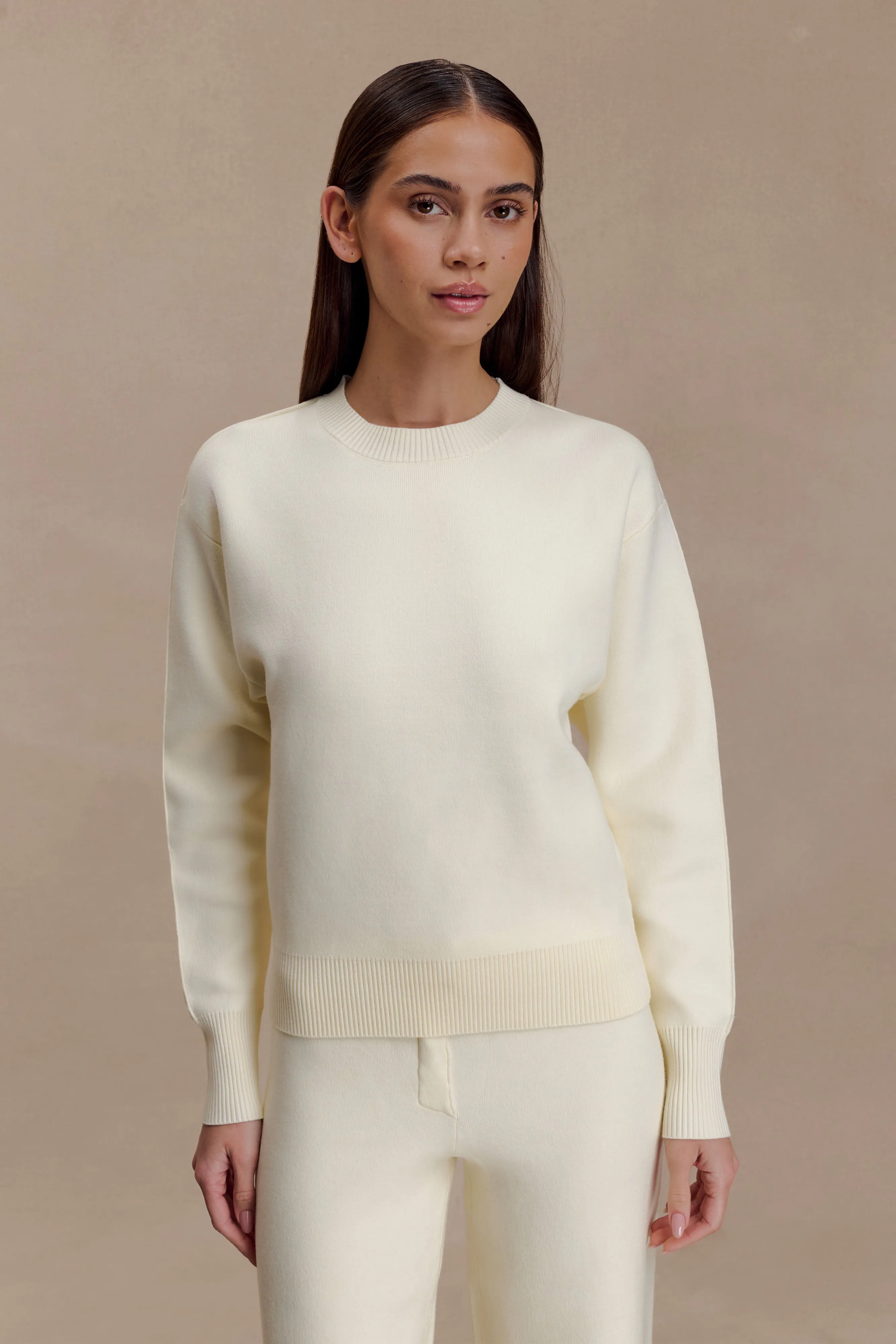 Braxton Cozy Knit Jumper - Ivory Seamless Street Fit City Ready Wear