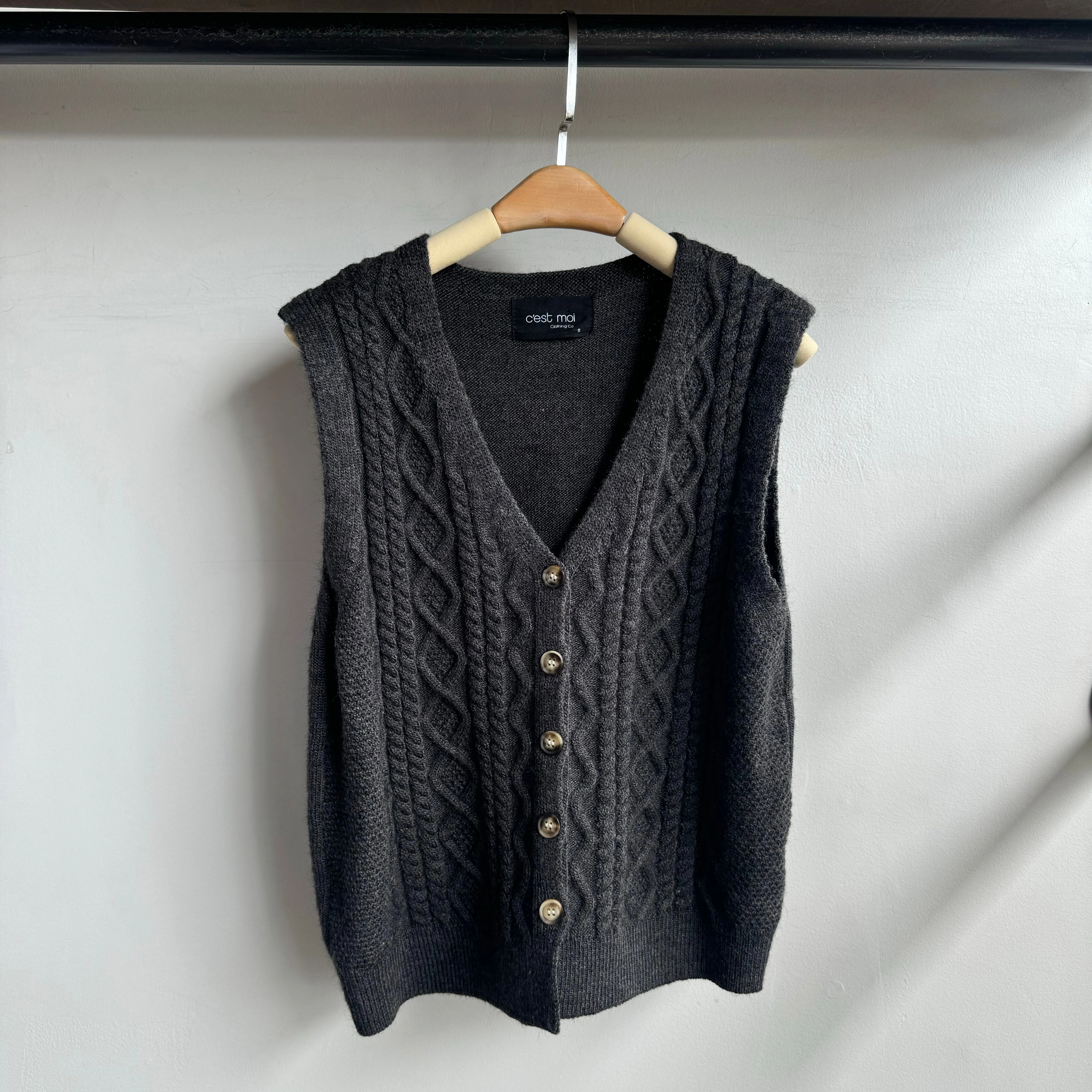 Loose Sweater Hot Weather THESE DAYS Knit Vest