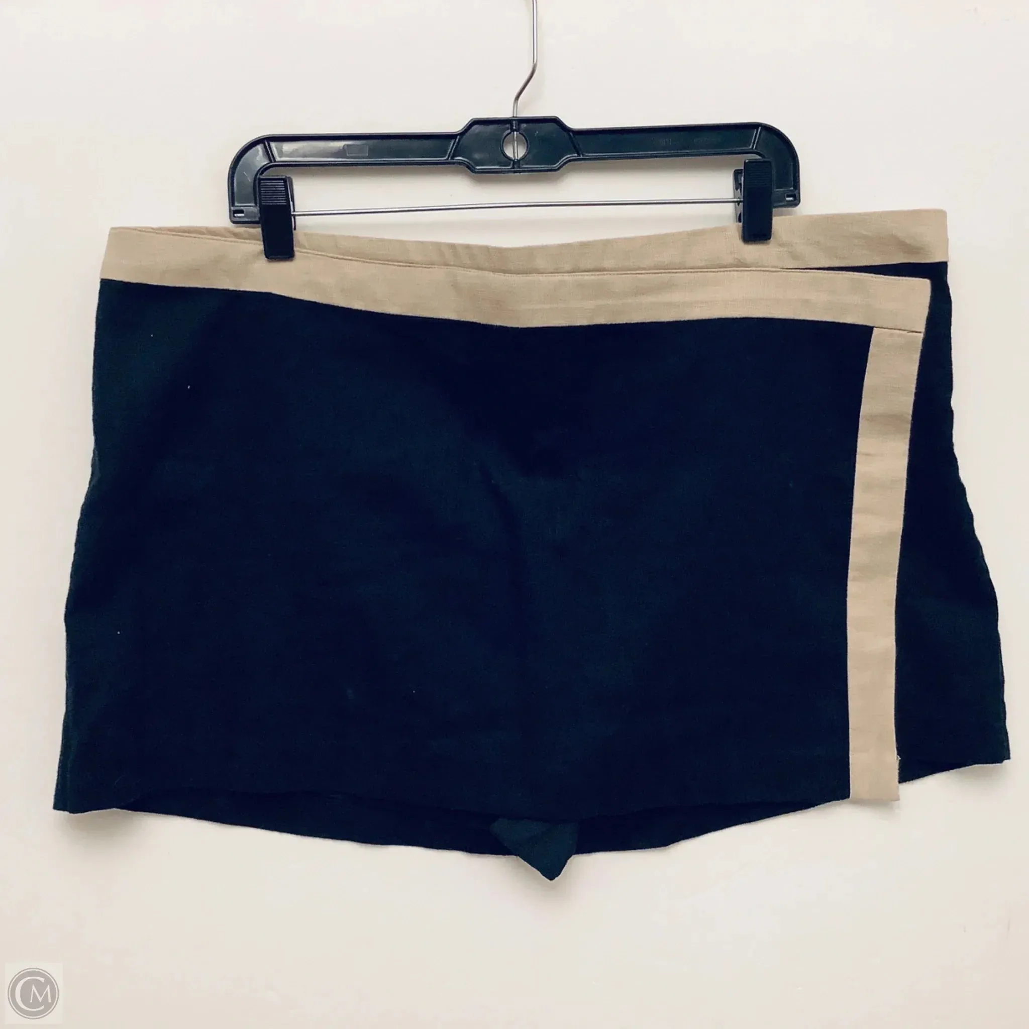 Skort By Abercrombie And Fitch In Black, Size: Xl Weekend Favorite Everyday Comfort