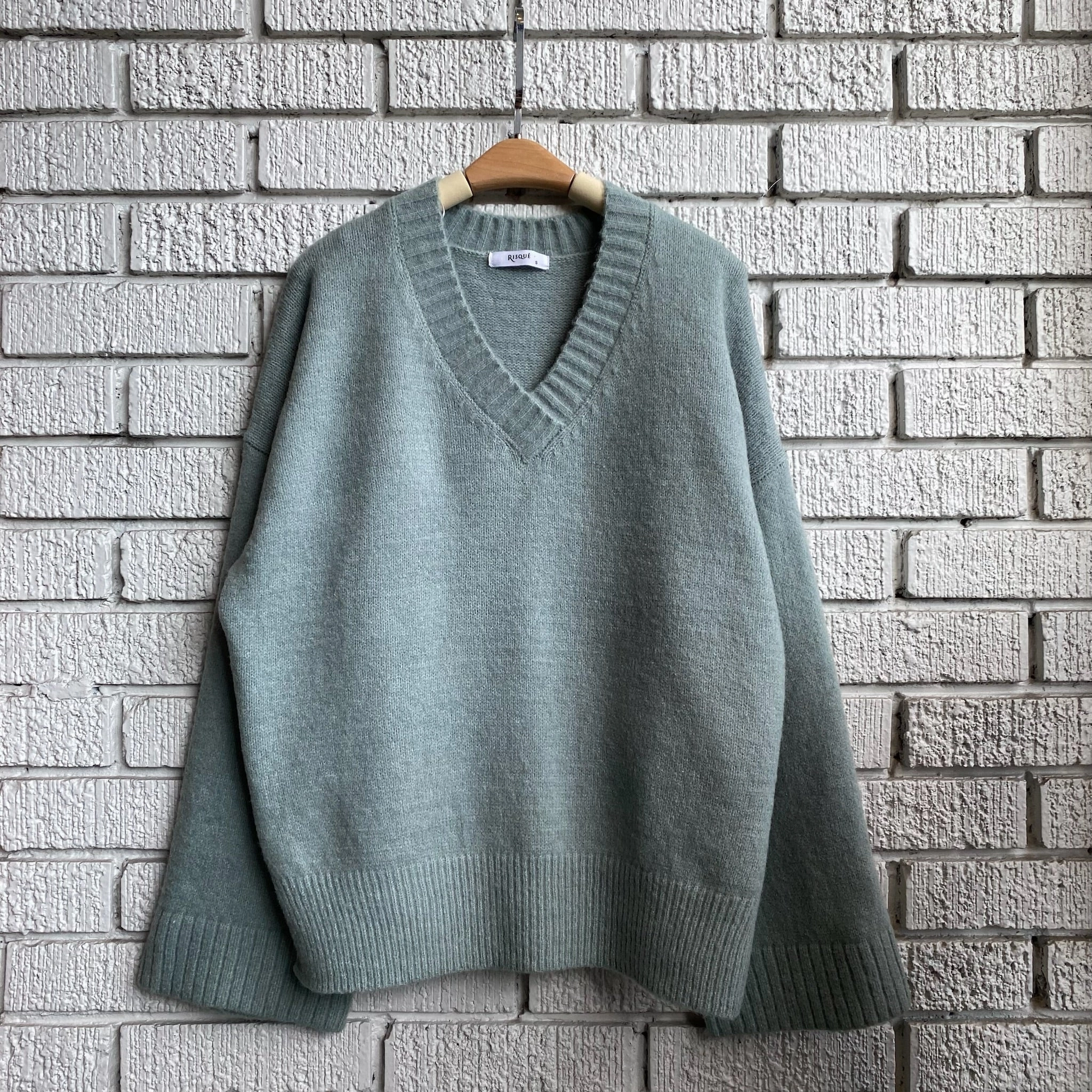 TIFF Knit Sweater Sleek Wear Hypoallergenic Wool Mix