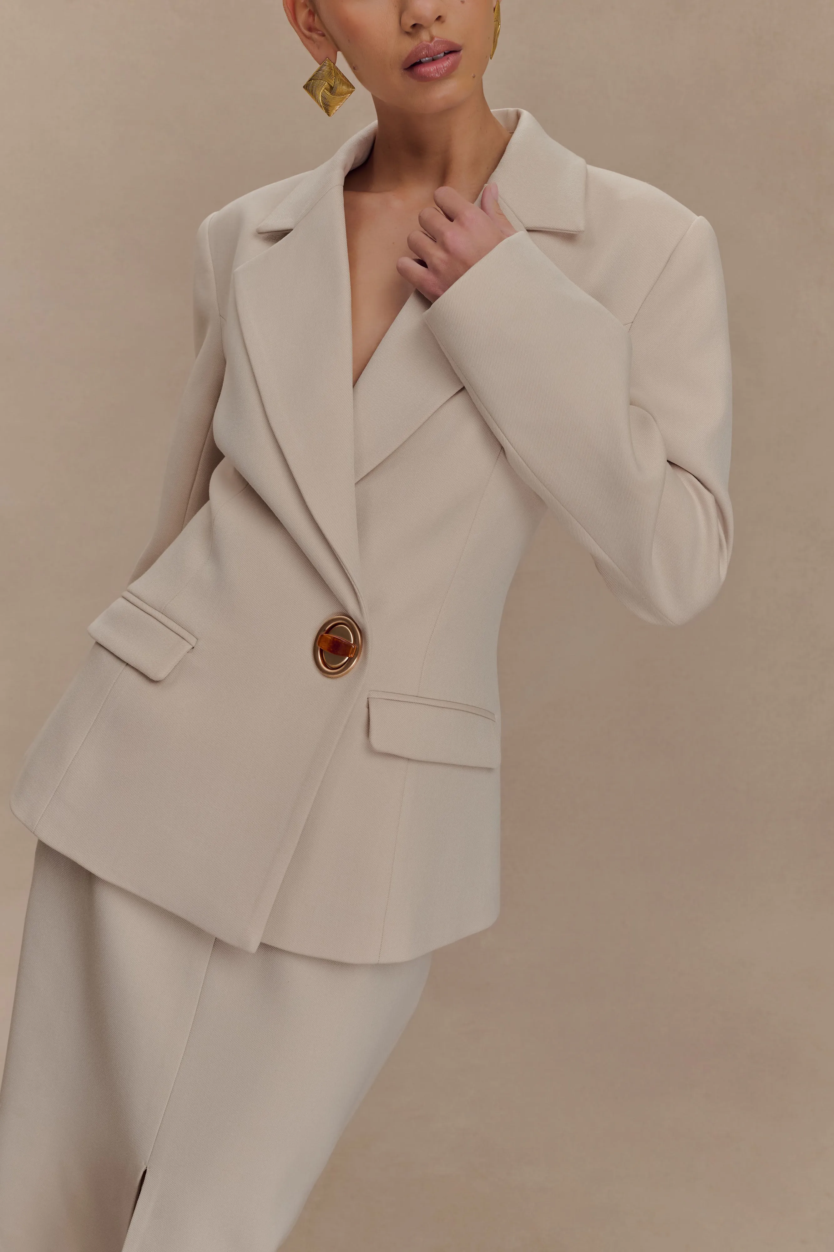 Ergonomic Mobility Cut Waterproof Design Max Cinched Waist Blazer - Ivory Stone