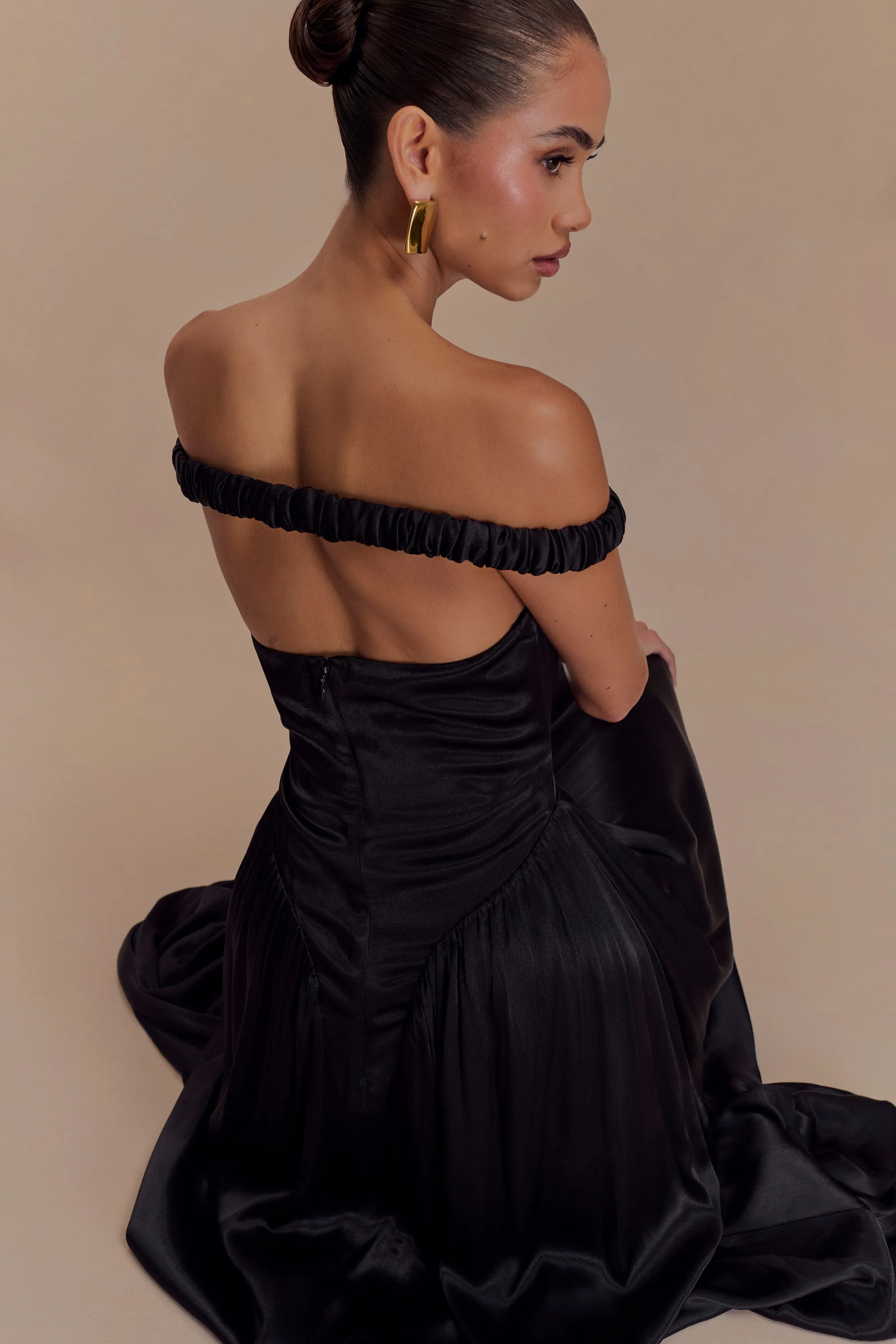 Comfy Yet Stylish Summer Ready Coco Dropped Waist Maxi Dress - Black