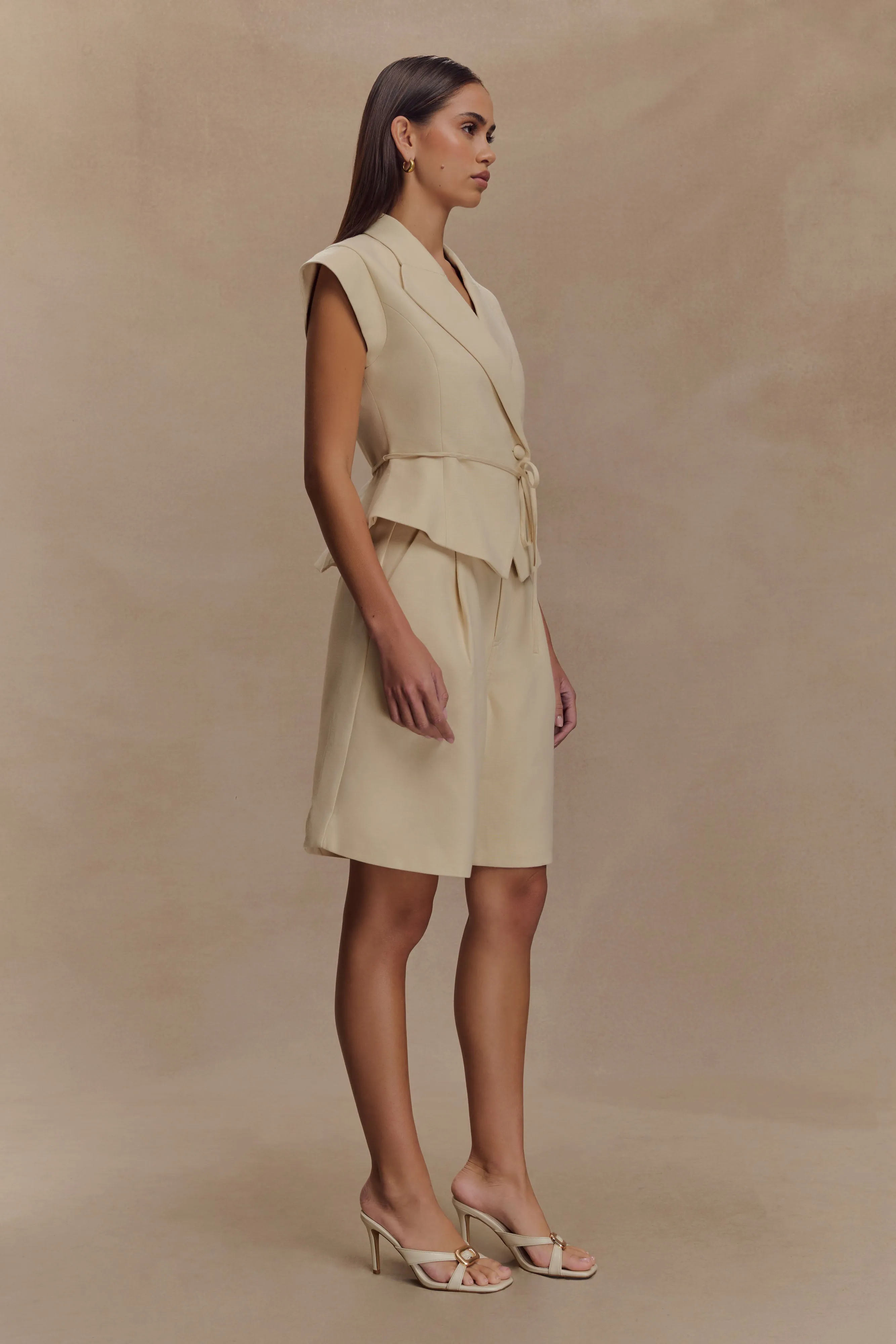 Andina Linen Shorts - Natural Beige Move Freely