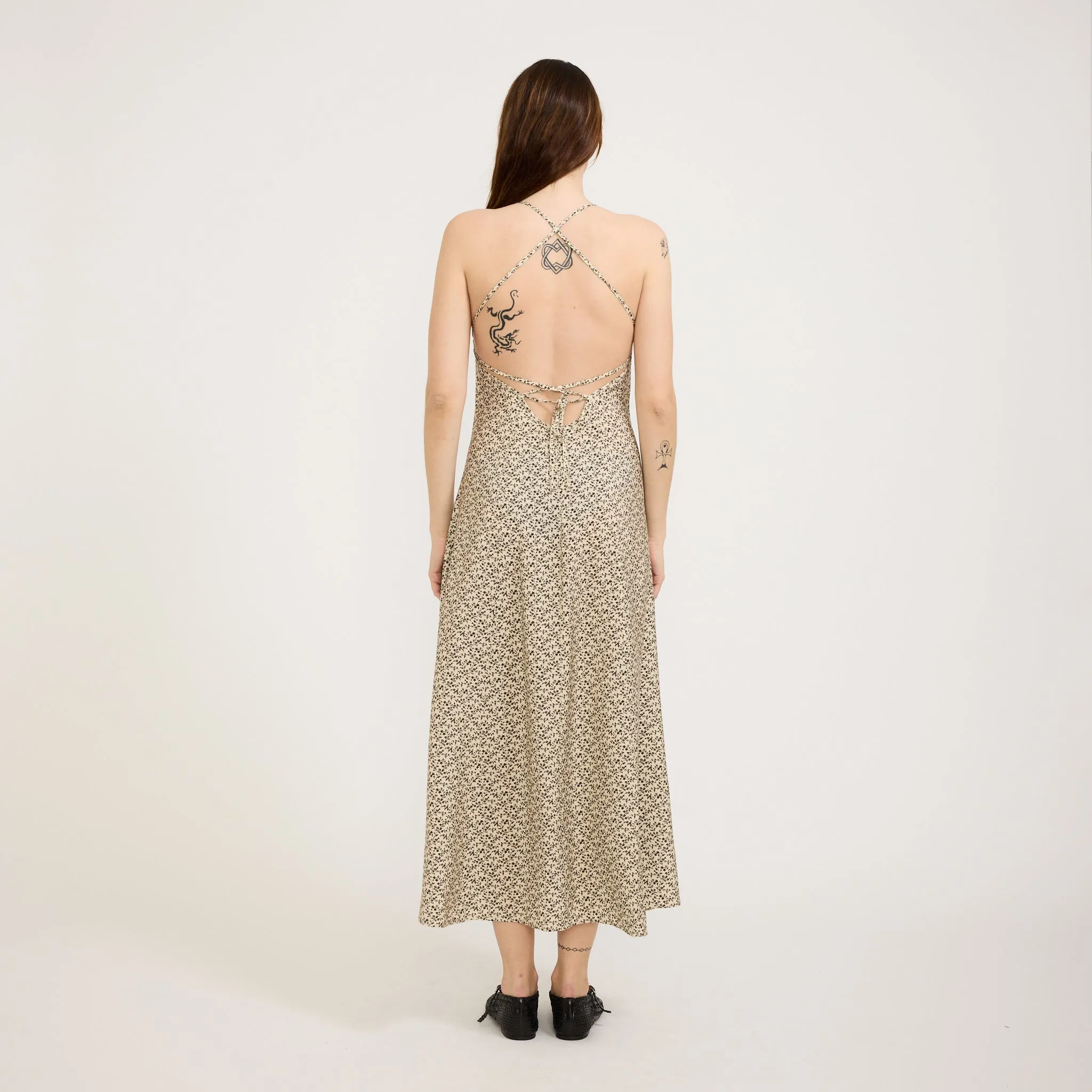 Dinali Dress Dahlia Elm Flattering Style