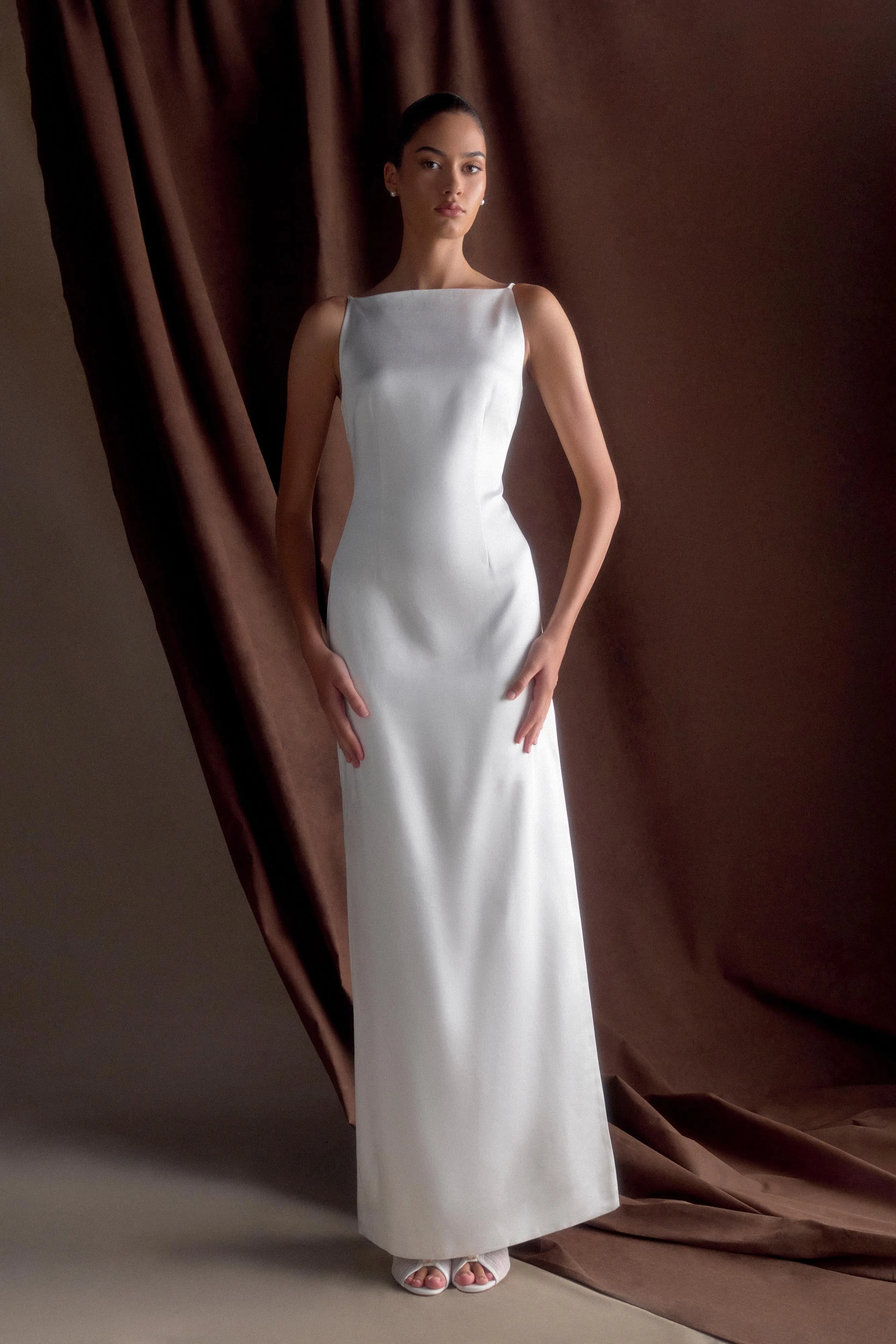 Violet Sleeveless Satin Maxi Dress - White Smart Piece