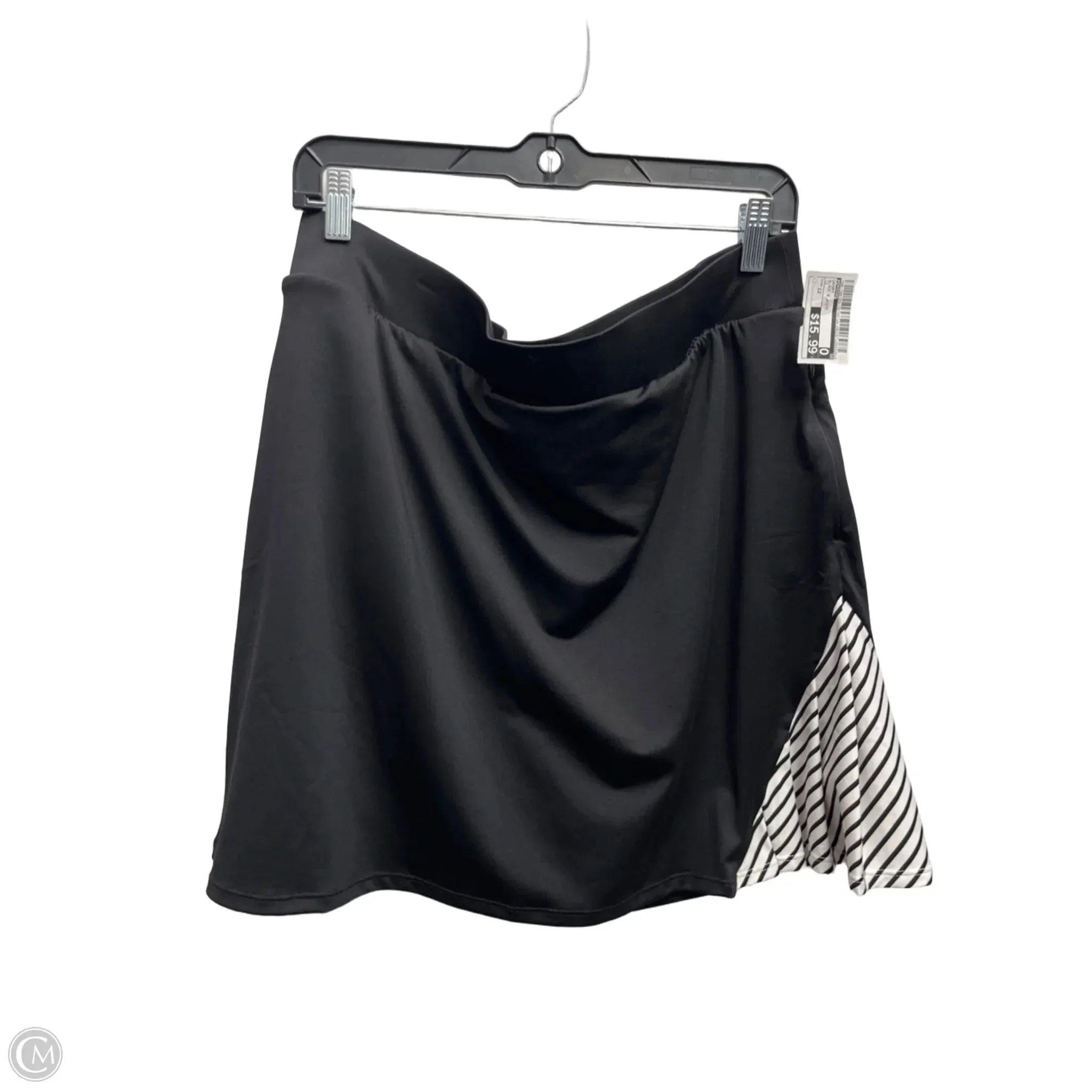 Skort By Chicos In Black & White, Size: 12 Travel Influence