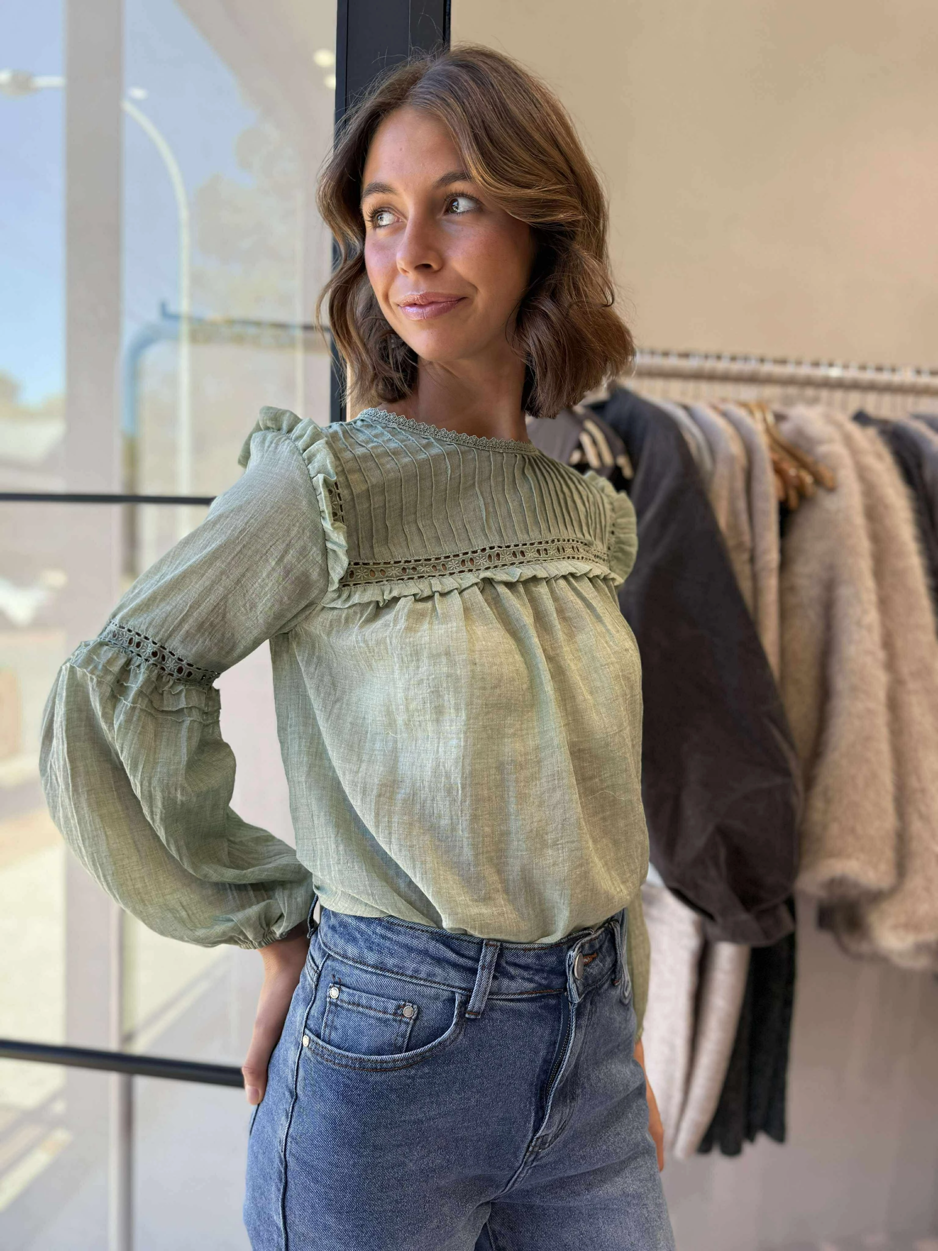 BERRITY BLOUSE - MOSS Fashionable Look