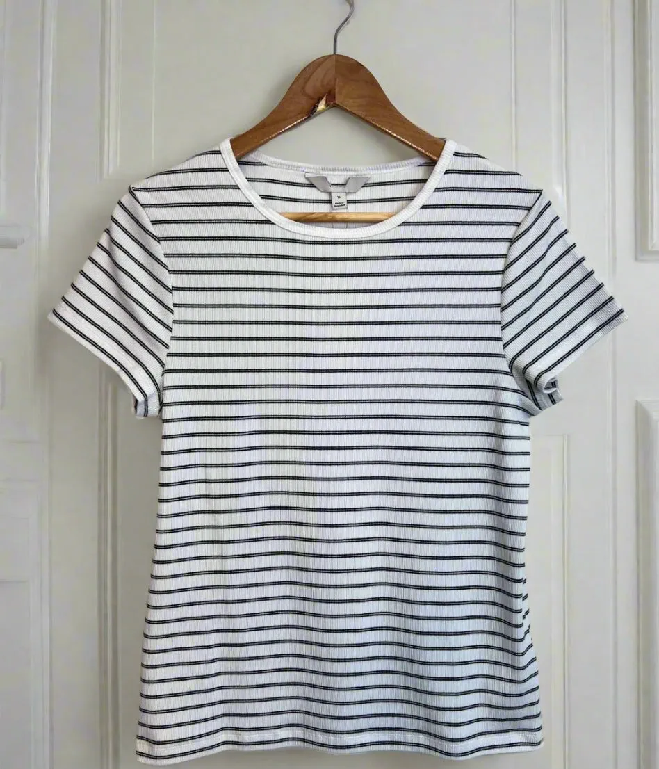 CompressionEnhanced Timeless Skirt White Striped Cotton Rich Ribbed Tee