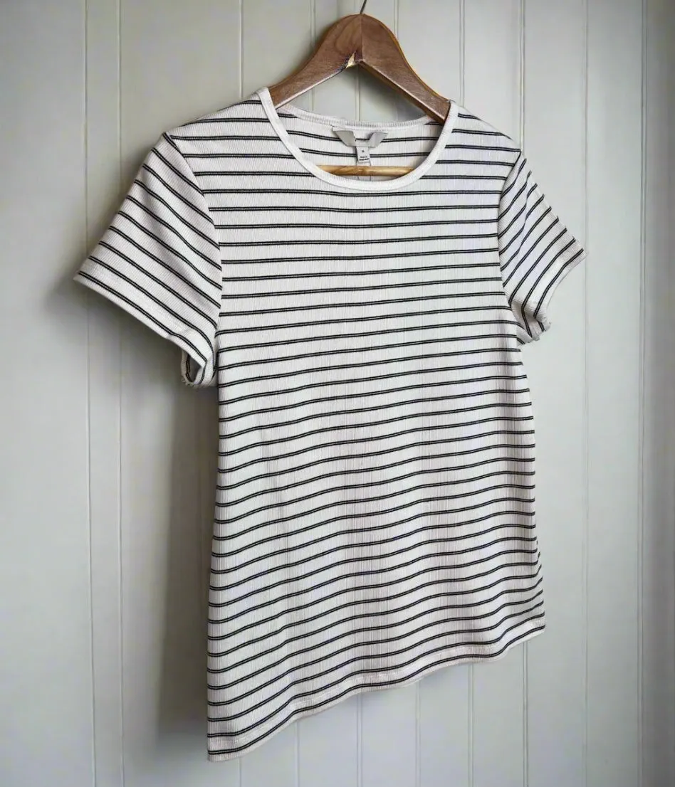 White Striped Cotton Rich Ribbed Tee Fashion Trend Ventilated Back Panel