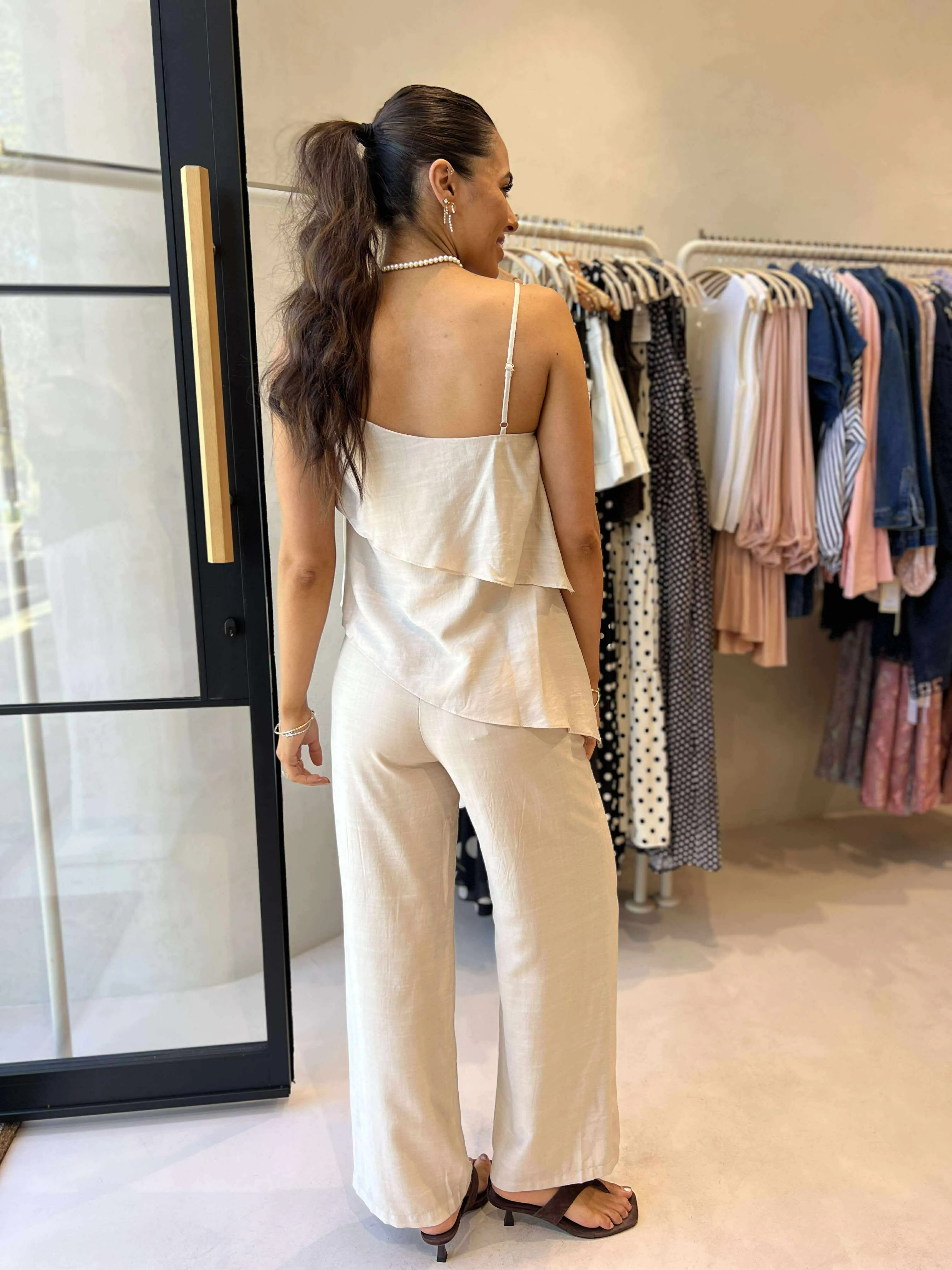 ARIA ASYMMETRIC SET Lightweight Blouse
