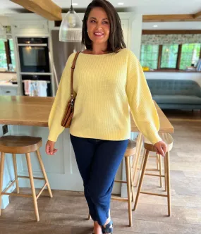 Perfect Fit Design Yellow Boat Neck Knitted Jumper